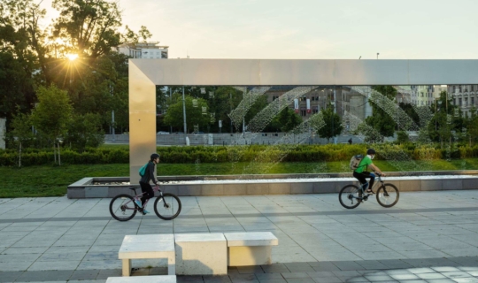Einzigartiger Wasservorhang in dem kleinen Park vor dem Janáček-Theater, Jan Cága
