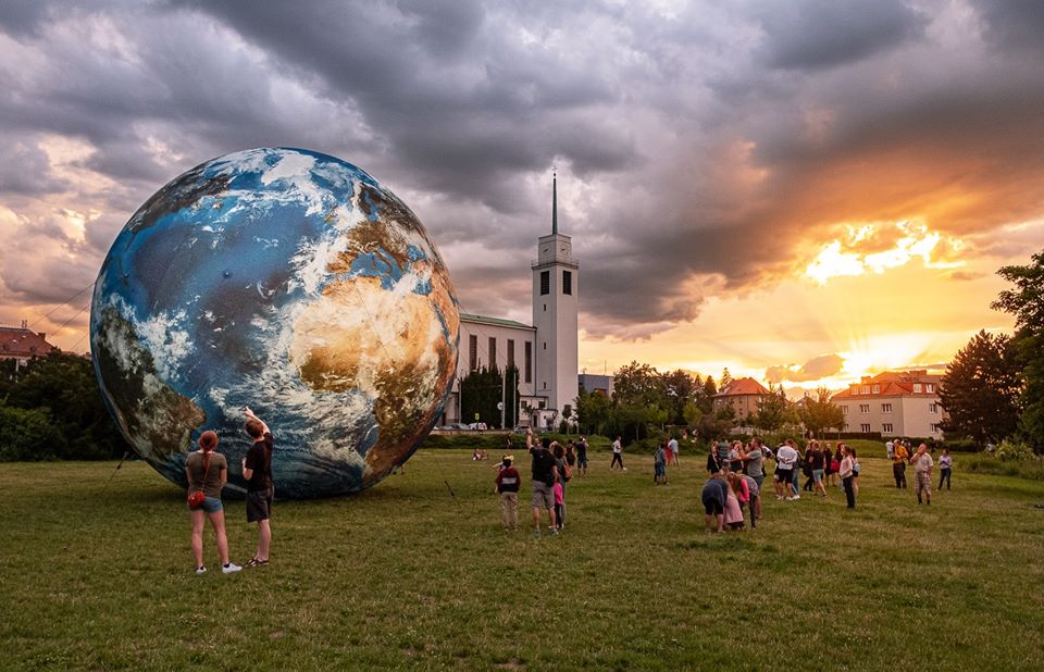 Ze Země na Měsíc, Hvězdárna a Planetárium Brno, P. Gabzdyl