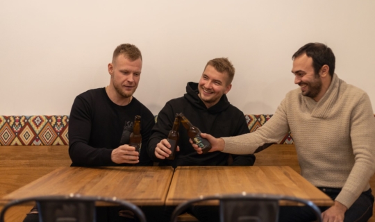 Bistro Bastardo - Tomáš Kundera, David Rešovský a herec Roman Blumaier
