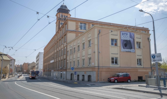 Budova bývalého národního podniku Mitop © Jan Pochylý