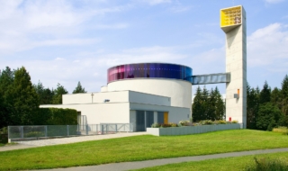 Kostel blahoslavené Marie Restituty na Lesné - exteriér